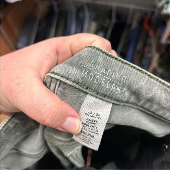 H&M size 28 green high rise skinny jeans - Picture 2 of 2